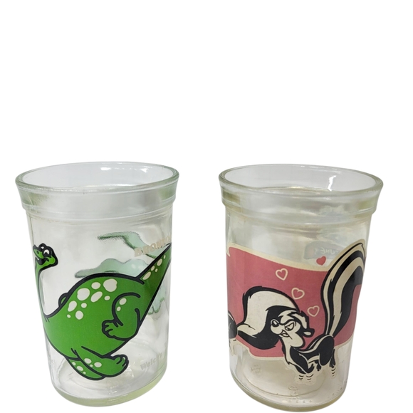 Two Vintage Welch's Jelly Glasses Brontosaurus and Pepe Le Pew Skunk - Picture 1 of 4